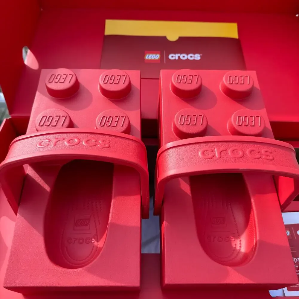 LEGO x Crocs Slides Red M6 W8 NWT Limited Edition Brick Sandals